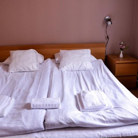 Adelsgatan Bed & Breakfast Visby Exterior photo